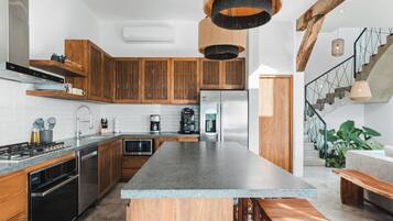 Microwave, oven, stovetop, dishwasher