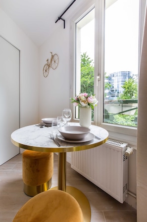 Apartment | Dining - Charming Studio - 2P - Beaugrenelle / Tour Eiffel (Paris)