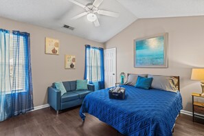 3 chambres, fer et planche à repasser, Wi-Fi, draps fournis