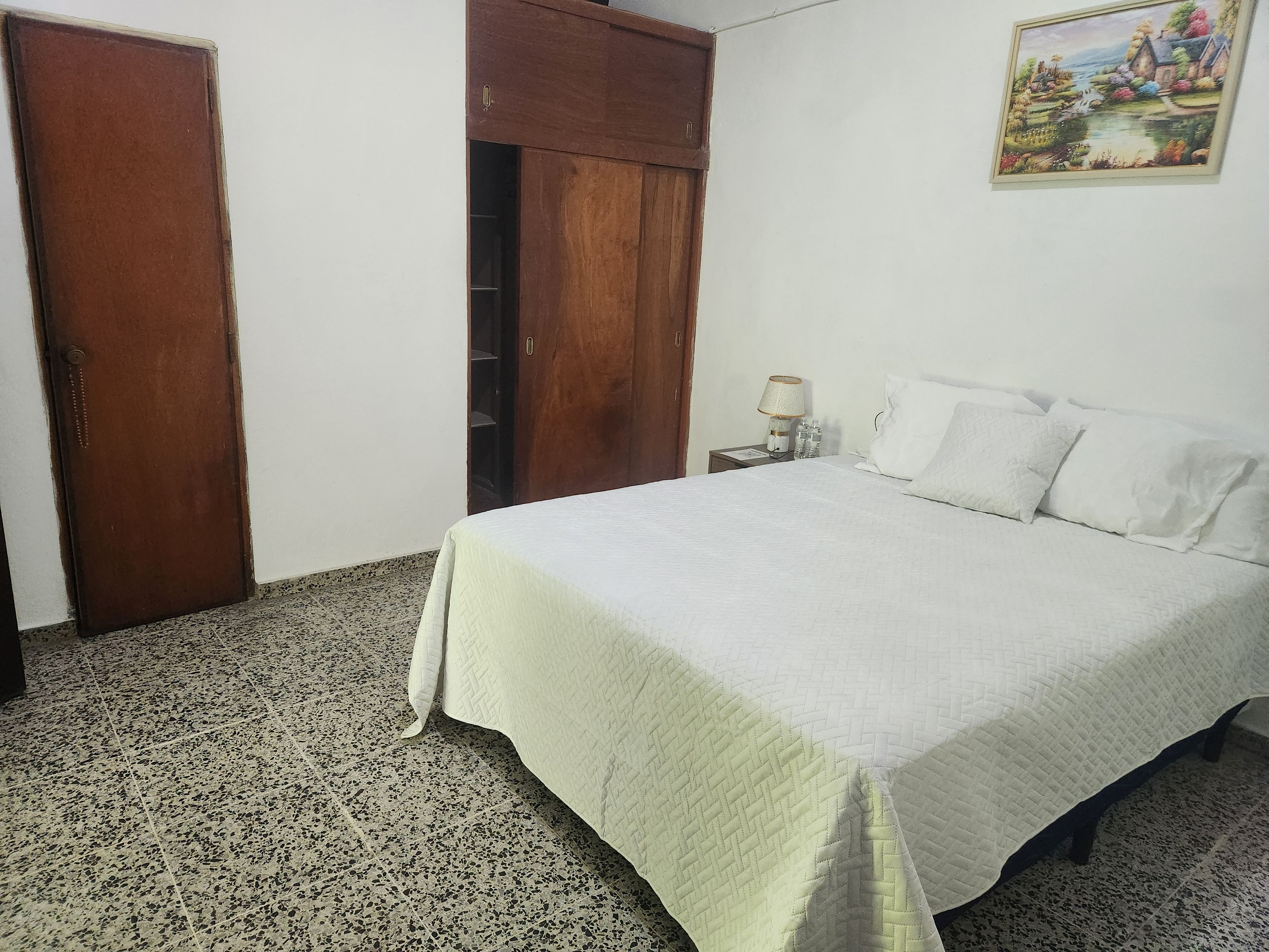 1 bedroom, iron/ironing board, WiFi (free), bed sheets