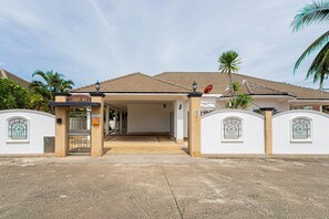 Exterior - D2 Pool Villa Huahin Near the beach! (Hua Hin)