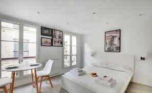 Apartment | 1 bedroom, iron/ironing board, bed sheets - Intimate Apartment - 2P - Le Marais (Paris)