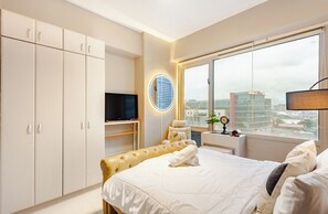 1 chambre, bureau, accès au Wi-Fi (inclus), literie fournie