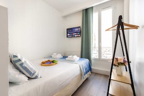 1 habitación y ropa de cama