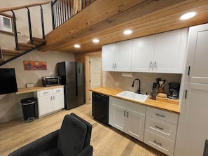 Microwave, stovetop, dishwasher