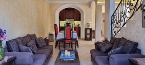 Interior - Apartamentos los Nazarenos ROOM 7-2 – heated swimming pool, jacuzzi and gym (Guatemala)