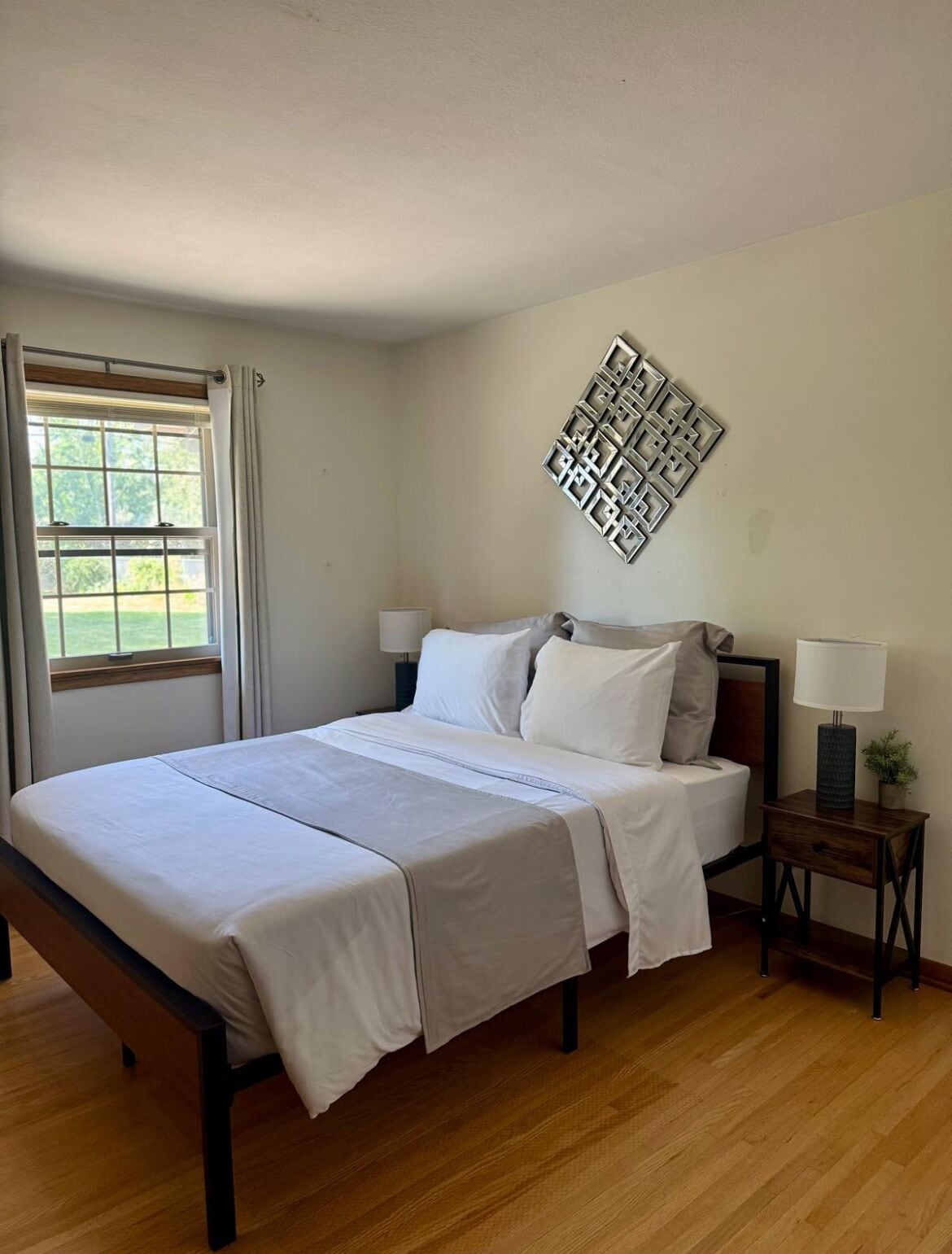 5 Schlafzimmer, Bügeleisen/Bügelbrett, kostenloses WLAN, Bettwäsche