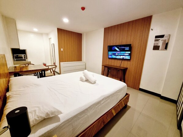 Desk, blackout drapes, iron/ironing board, free WiFi