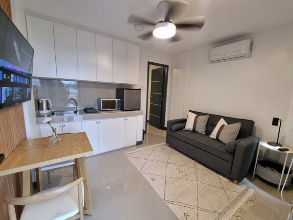 Family Suite | Living area