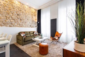 Apartment | Living area
