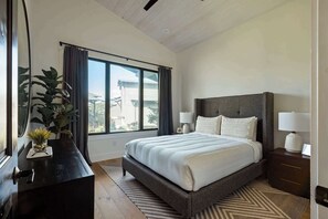3 chambres, bureau, fer et planche à repasser, Wi-Fi