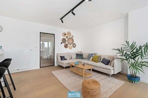 TV, offices