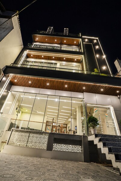 Hotel R Raghavam