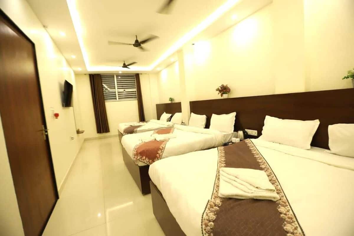 Quarto triplo real | Wi-Fi de cortesia
