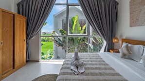 Villa – exclusive, 2 soverom, bassengutsikt | Utsikt fra overnattingsstedet