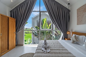 Villa – exclusive, 2 soverom, bassengutsikt | Utsikt fra overnattingsstedet