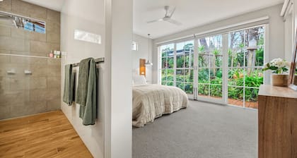 Three Pines on Grange