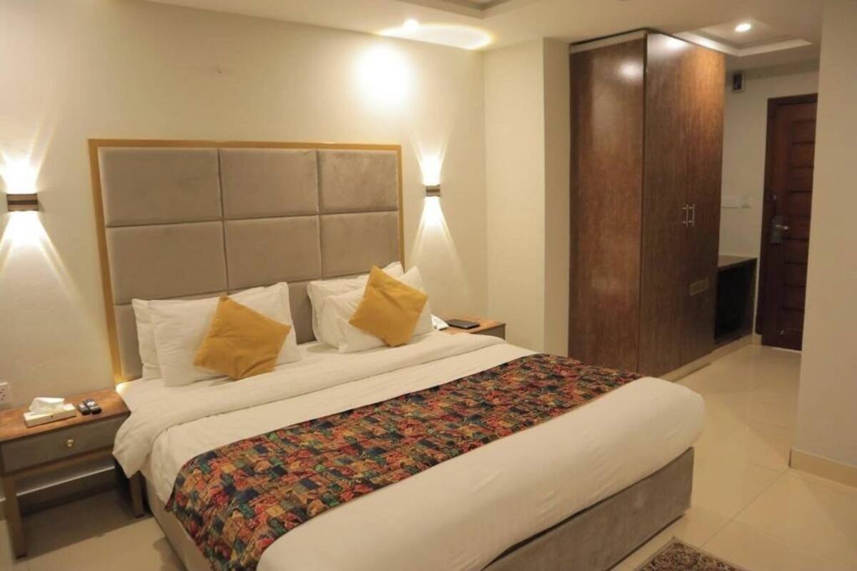 Rom – deluxe, fjellutsikt | Wi-fi (inkludert)