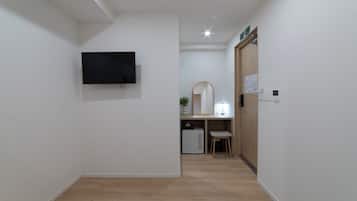 Standard Triple Room | Free WiFi