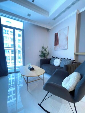 Luxury Apartment, Balcony, Courtyard View