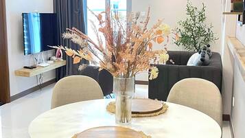 Luxury Apartment, Balcony, Courtyard View