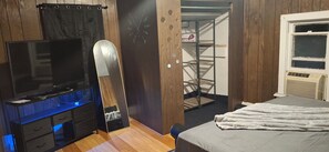 1 Schlafzimmer, Bügeleisen/Bügelbrett, kostenloses WLAN, Bettwäsche