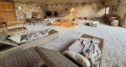 Le Petit Refuge Country house with private Spa from 1 to 6 Pers