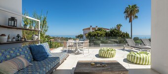 Heated Pool Villa / Sea & Gibraltar View