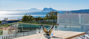 Heated Pool Villa / Sea & Gibraltar View