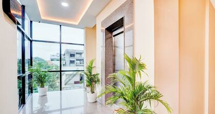 Fabhotel Golden Stay