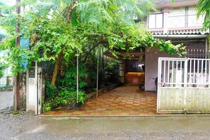 Entrada de la propiedad