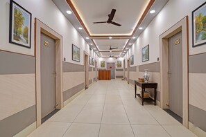 Lobby - Fabhotel Kr Inn (Mathura)