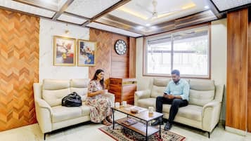 Sala de estar en el lobby