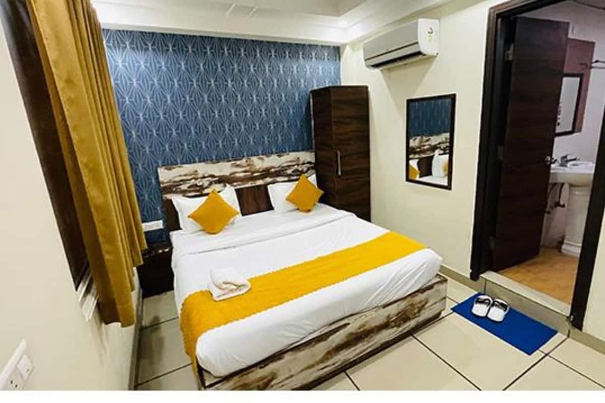 Deluxe Room | Egyptian cotton sheets, premium bedding, in-room safe, free WiFi