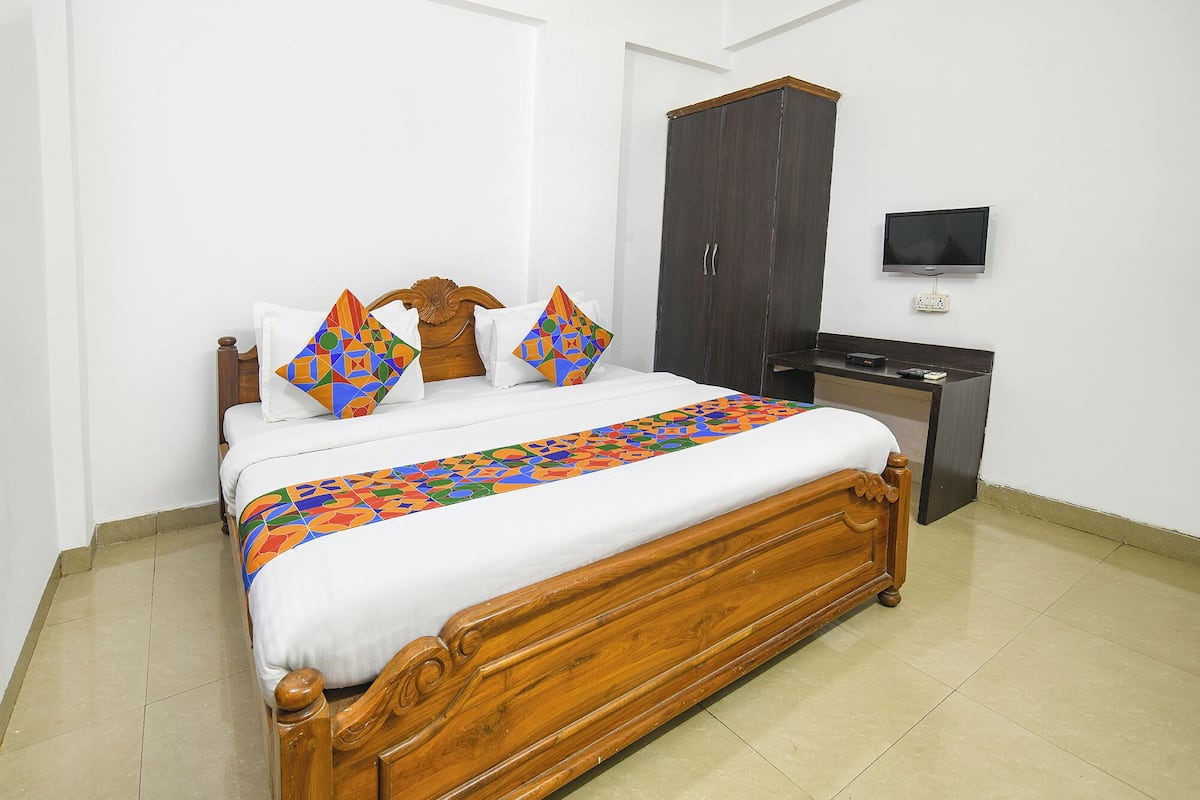 Deluxe Room | Egyptian cotton sheets, premium bedding, in-room safe, free WiFi