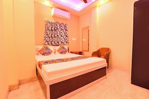 Lakens van Egyptisch katoen, luxe beddengoed, een kluis op de kamer