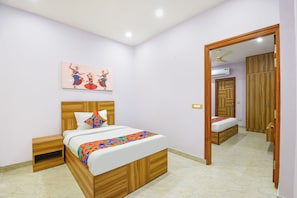 Egyptian cotton sheets, premium bedding, in-room safe, free WiFi - FabHotel AR Prime- Nr. Emaar Palm Heights Gurgaon (Gurugram)