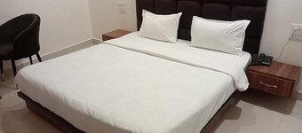 Fabhotel Classic Comfort