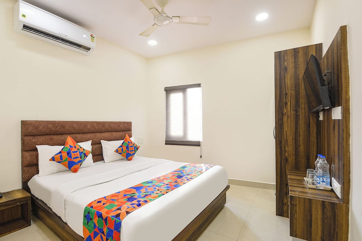 Deluxe Room | Egyptian cotton sheets, premium bedding, in-room safe, free WiFi