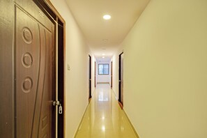 Lobby - Fabhotel Vsr International (Hyderabad)