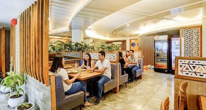 Fabhotel Ratna Regency