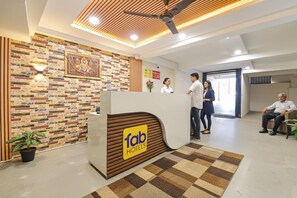 Reception - Fabhotel Bhavna Palace (Indore)