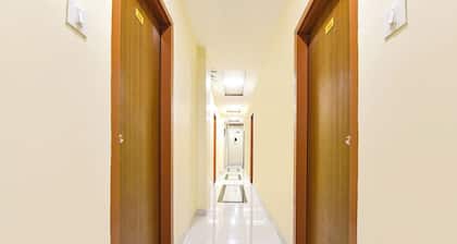 Fabhotel Bhavna Palace