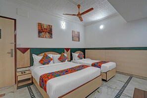 Superior-Zimmer | Bettwäsche aus ägyptischer Baumwolle, hochwertige Bettwaren, Zimmersafe