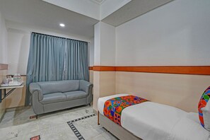 Egyptian cotton sheets, premium bedding, in-room safe, free WiFi
