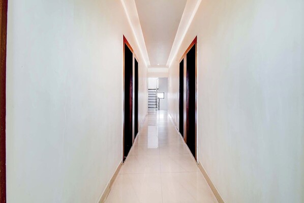 Lobby - FabExpress Abhishek (Pune)