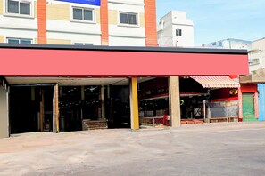 Property entrance - Fabhotel Alfa (Vijayawada)