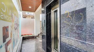 Elevator