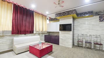 Kamar Premium | Area keluarga | Televisi LCD 28-inci dengan saluran TV kabel