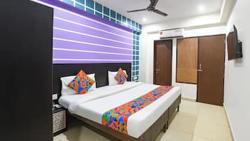 Premium Room | Egyptian cotton sheets, premium bedding, in-room safe, free WiFi